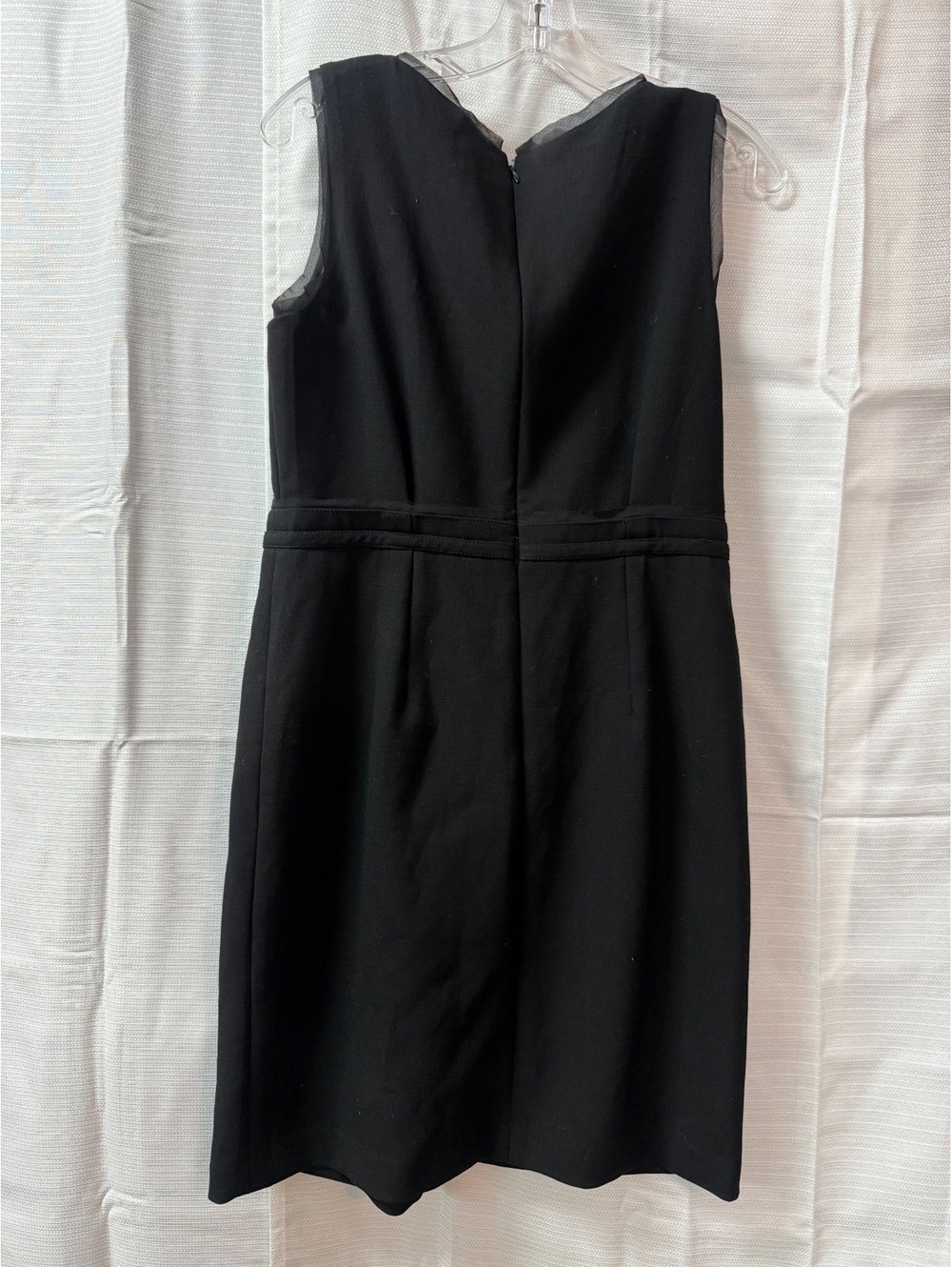 Ann Taylor LOFT Black Sleeveless V-Neck Dress Size 8